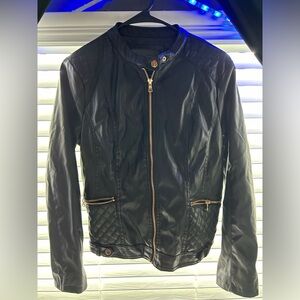 Cavalini Black Leather Motorcycle jacket with Band collar. Size L women’s